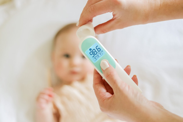 Frida Baby Multifunkční infračervený bezkontaktní teploměr 3v1
