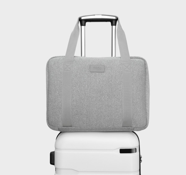 Frida Mom Motherloaded Hospital Bag, prémiová maxi taška s kompletní výbavou do porodnice