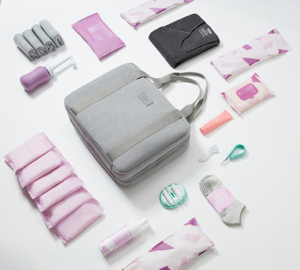 Frida Mom Motherloaded Hospital Bag, prémiová maxi taška s kompletní výbavou do porodnice
