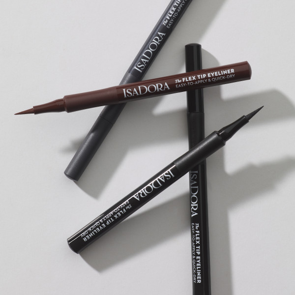 ISADORA Flex Tip Eyeliner 81 Matt Black, oční linky s matným finišem