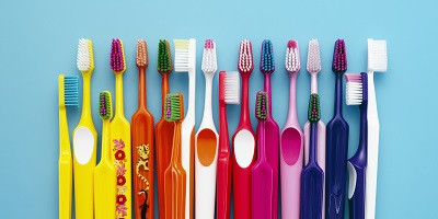 Jak vybrat nejlepší zubní kartáček?