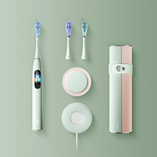 Oclean X Ultra Set Green pouzdro a sonický kartáček, zelený