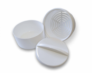 Dóza pro zubní náhrady se sítkem