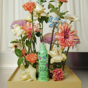 BILOU Sprchová pěna Spread Love, 200 ml