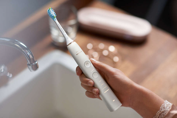 Philips Sonicare 9000 DiamondClean HX9911/94 Sonický elektrický zubní kartáček