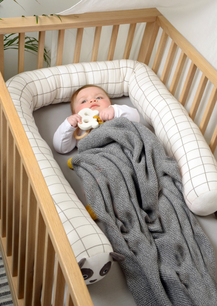 Kikadu mantinel do postýlky s pandou