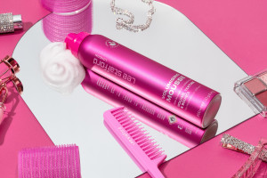 Lee Stafford Volumizing Mousse pěnové tužidlo na vlasy pro dvojitý objem, 200 ml