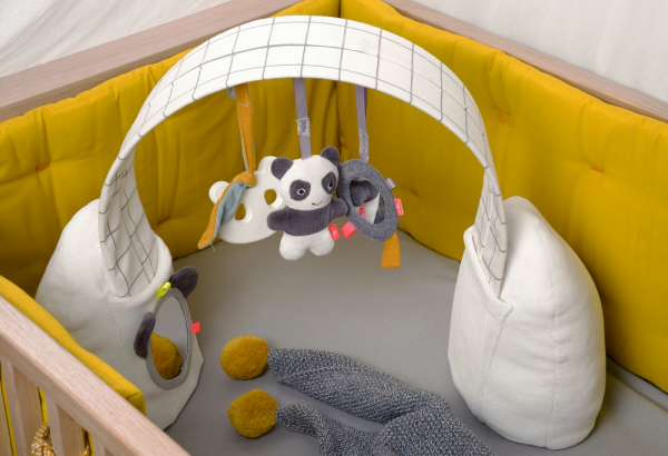 Kikadu hrací hrazda s pandou