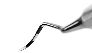 Deppeler Smart Scaling oboustranná kyreta meziální/distální DSS2ADEP s růžovými návleky (11/12 + 13/14)