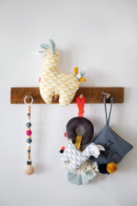 Kikadu závěsná hračka s kaktusem