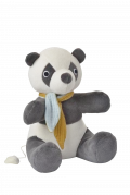 Kikadu hrající panda