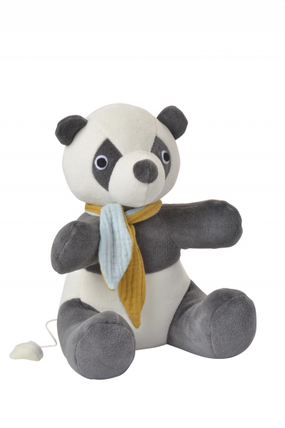 Kikadu hrající panda
