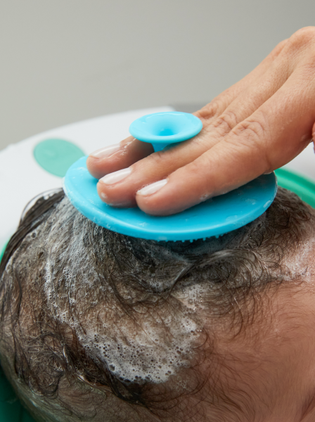 Frida Baby Head-to-Toe Bath Brush, silikonová žínka