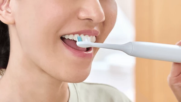 Philips Sonicare Optimal White, Balení 4 ks hlavic kartáčku, HX6064/87