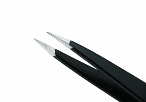 Tweezerman Point Tweezer pinzeta s ostrým hrotem, různé barvy