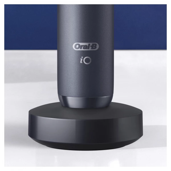 Oral-B iO Series 8N Black Onyx elektrický kartáček