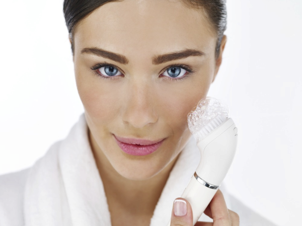 Braun Face 851 SPA epilátor na obličej s čisticím kartáčkem v jednom