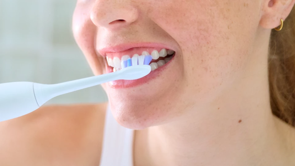 Philips Sonicare Sensitive, Balení 4 ks hlavic kartáčku, HX6054/87