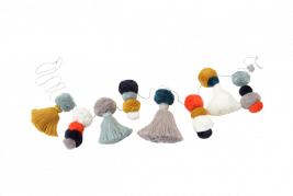 Kikadu girlanda se střapci