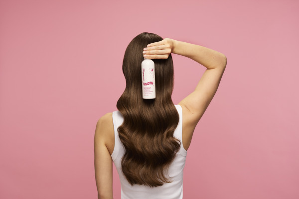 Lee Stafford Hyaluronic Hydration Shampoo, hloubkově hydratační šampon, 250 ml