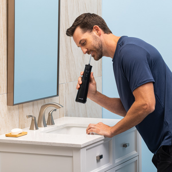 Waterpik Cordless Plus WF-26 ústní sprcha, černá