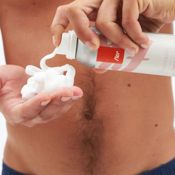 FLER Foamtastic Coconut pěna na holení s kokosovým olejem a bambuckým máslem, 200 ml