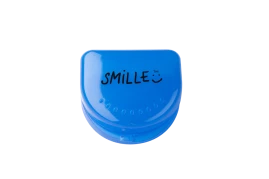SMILLE tmavě modrá schránka na rovnátka