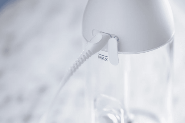 Philips Sonicare 9000 DiamondClean a Přenosná ústní sprcha HX3886/41 Sonický elektrický zubní kartáček a přístroj pro mezizubní hygienu