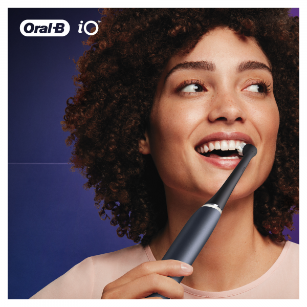 Oral-B iO Ultimate Clean Black náhradní hlavice, 4 ks