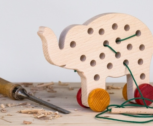 Didaktická Montessori hračka – provlékačka Slon